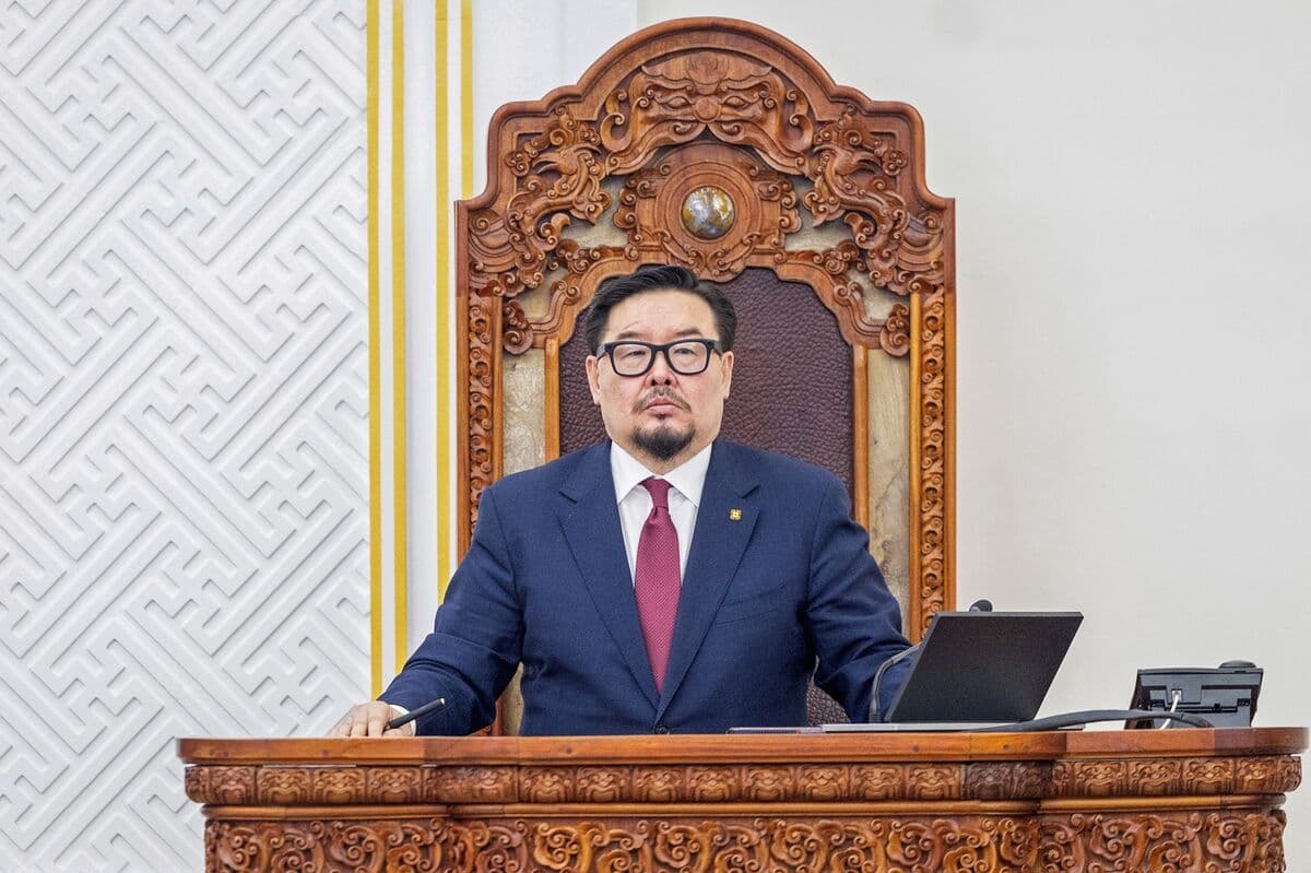 Primer Ministro de Mongolia Dimite