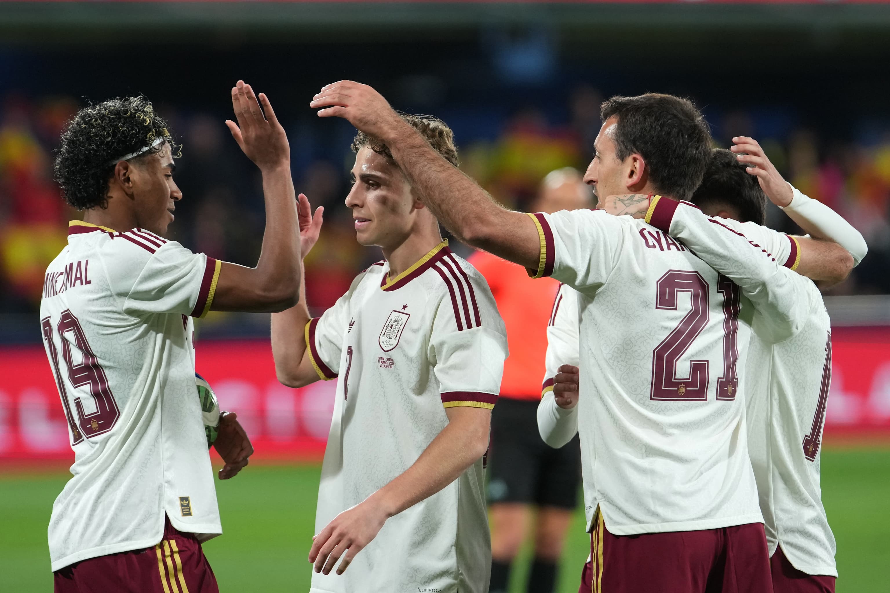 España Golea a Serbia en Amistoso Pre-Mundial