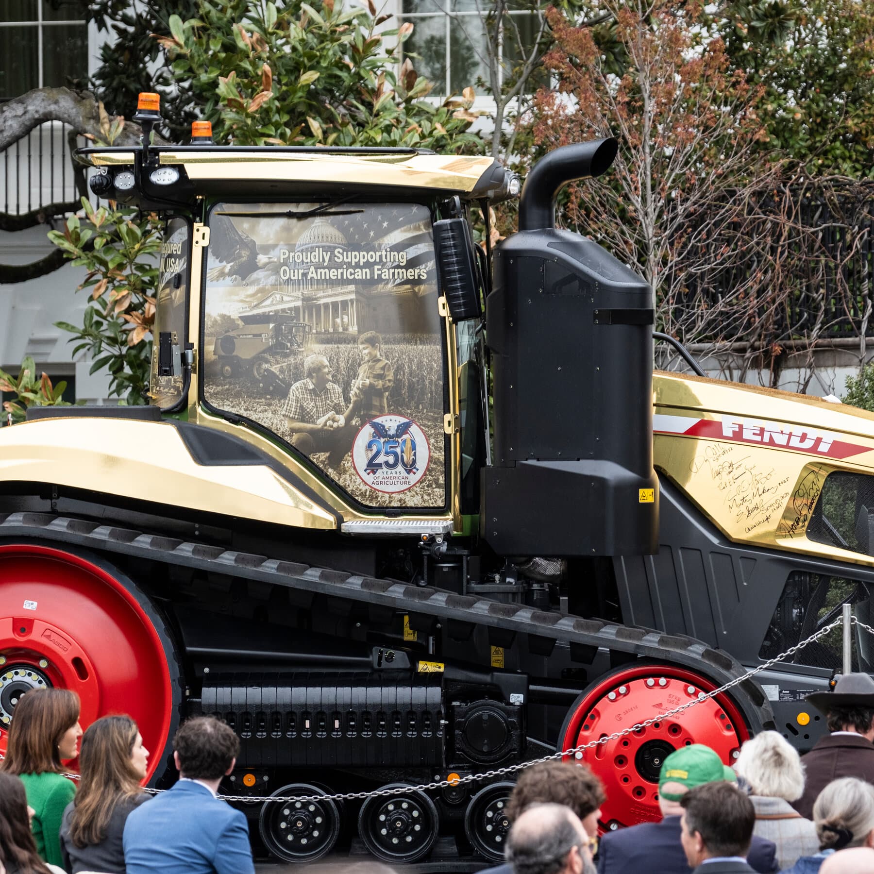 Trump Anuncia Ayudas a Agricultores